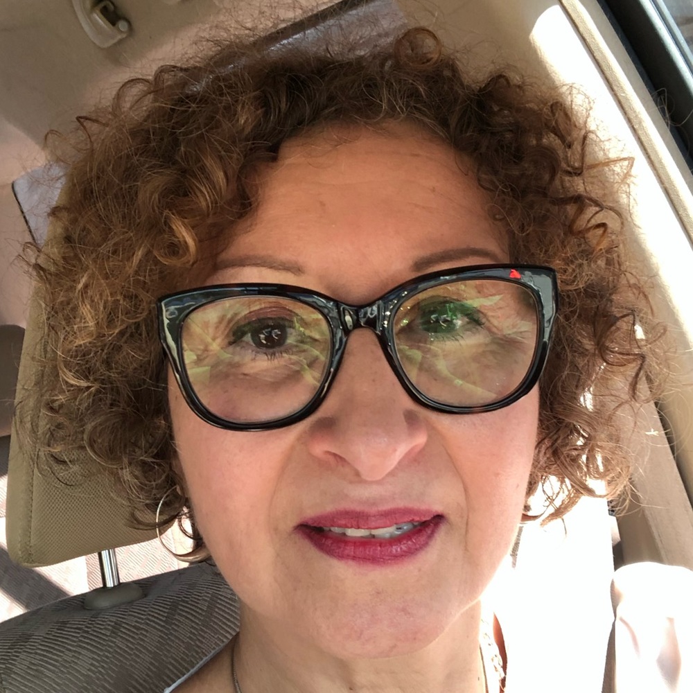 Meet your Posher, Christine